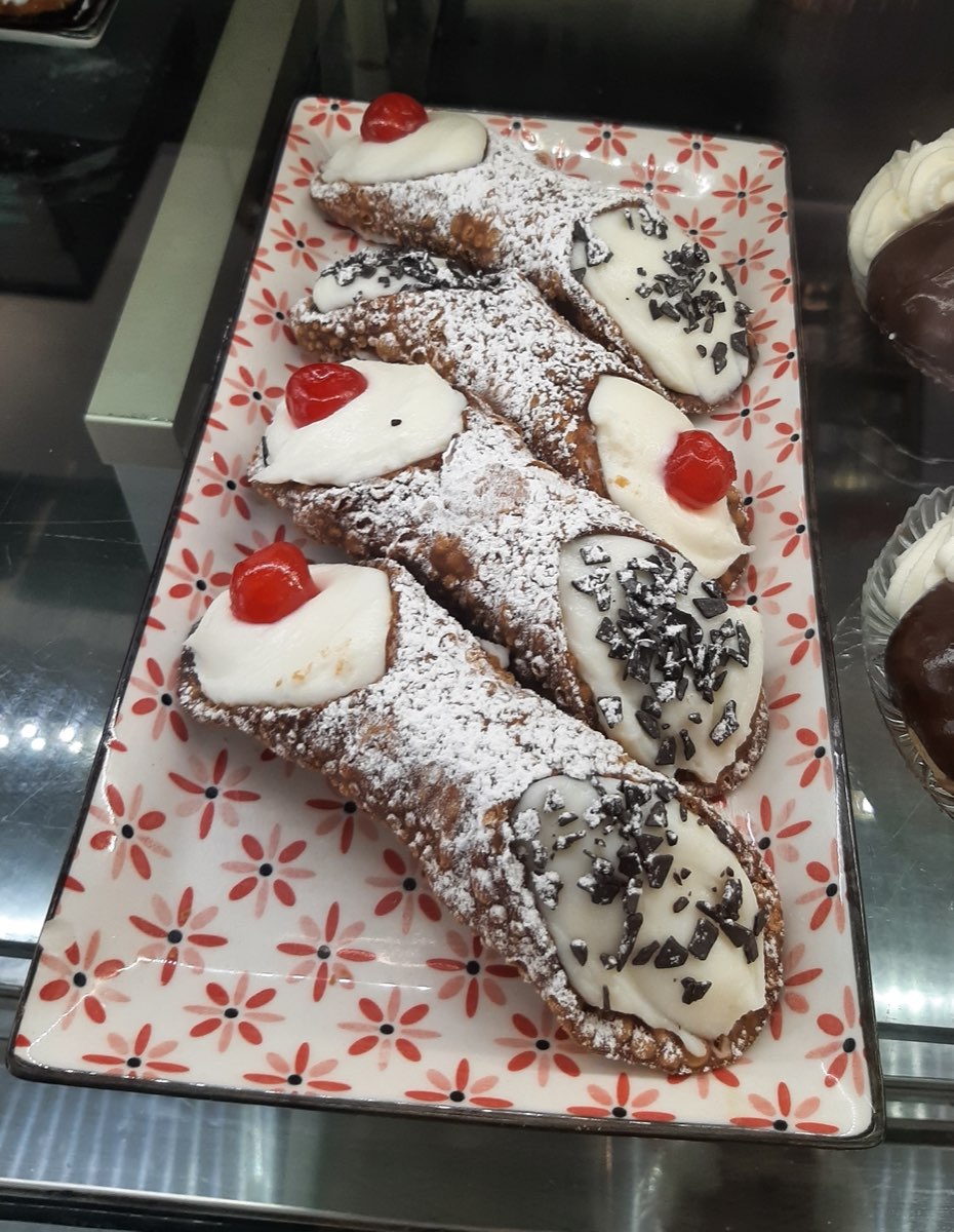 Cannoli